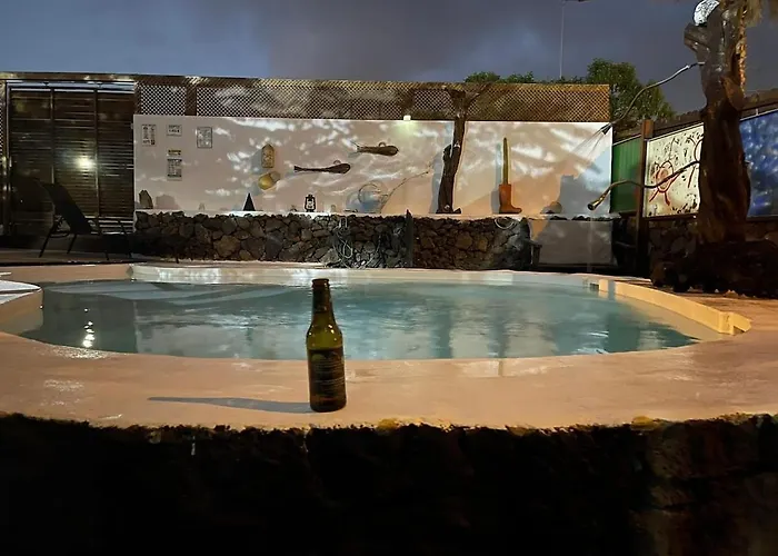 Lucia - Buganvillas *